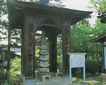常光寺の層塔
